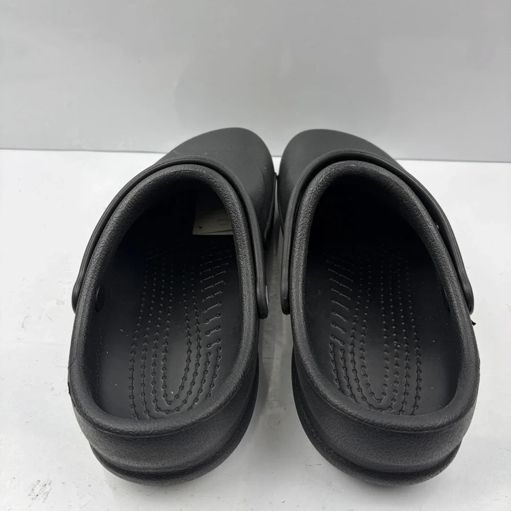 Crocs Bistro Work Clogs Black Slip Resistant Men's 9 Women's 11 Unisex EUC
